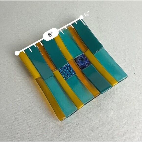 Colorful abstract Pattern Fused Art Glass Trinket Dish Tray 6” square - Picture 7 of 8